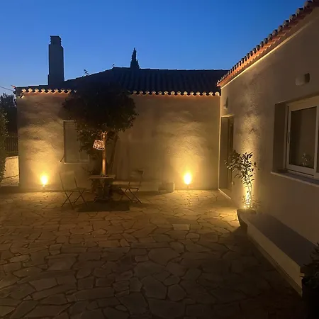 Vila Magkani *
