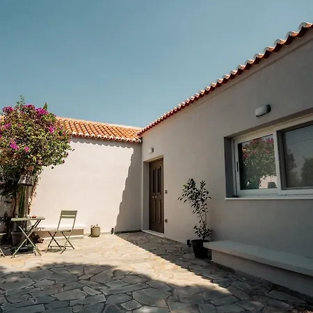 Magkani Vila *